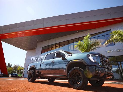 Used 2024 GMC Sierra 2500 Denali Ultimate image 25