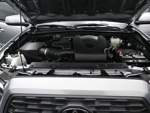 Used 2021 Toyota Tacoma TRD Off-Road w/ TRD Premium Off Road Package image 37