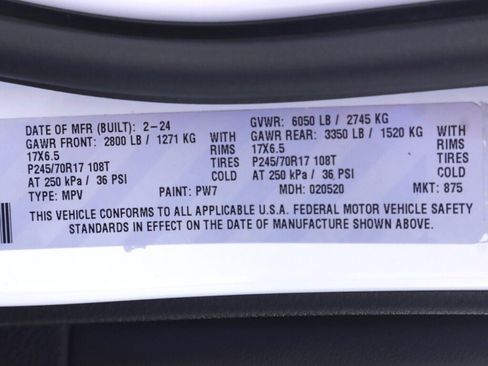 Used 2024 Jeep Grand Cherokee Laredo AWD/4WD image 45
