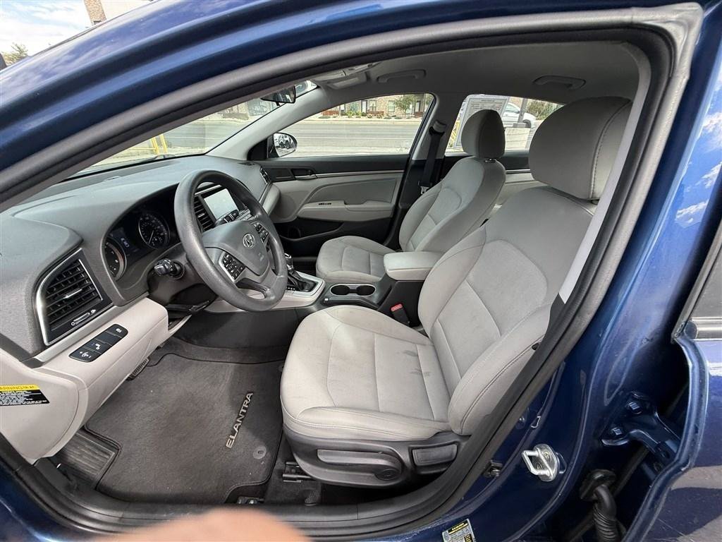 Used 2018 Hyundai Elantra SEL FWD image 22