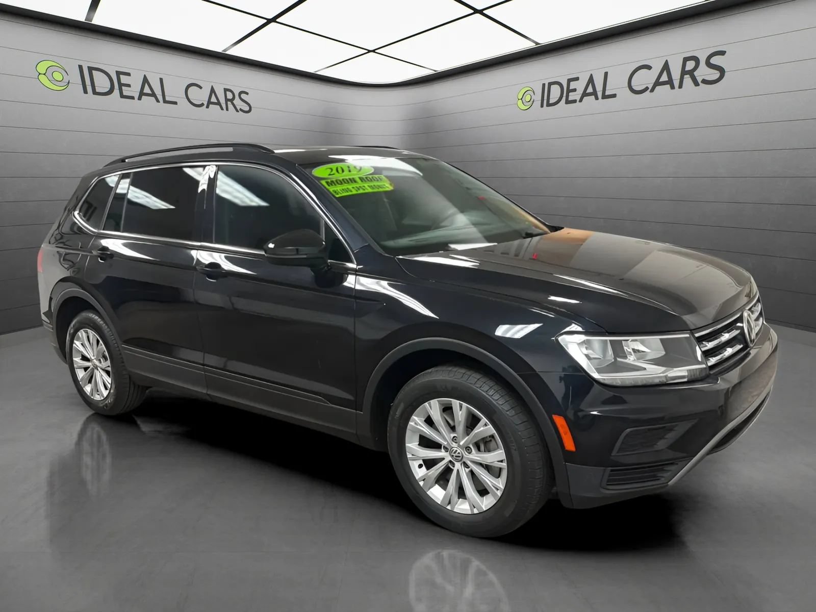 Used 2019 Volkswagen Tiguan S FWD image 3