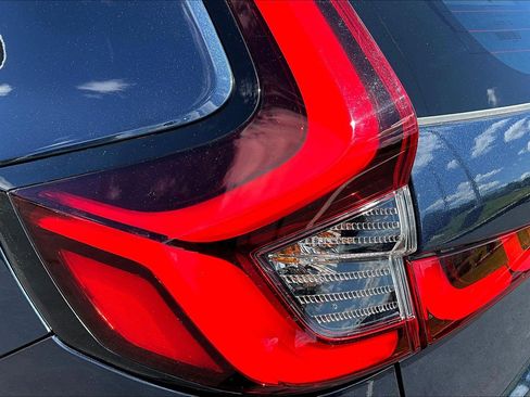 Used 2024 Honda CR-V LX image 23