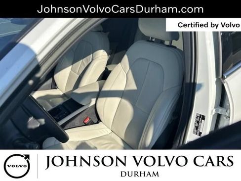 Used 2023 Volvo XC40 B5 Ultimate w/ Protection Package Premier AWD/4WD image 10