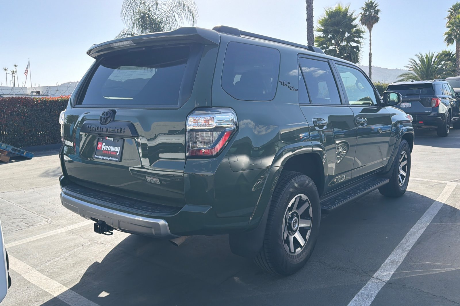 Used 2022 Toyota 4Runner TRD Off-Road Premium w/ Moonroof Package AWD/4WD image 5