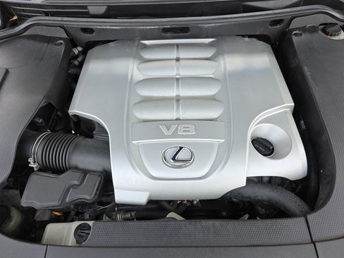 Used 2014 Lexus LX 570 4WD image 35