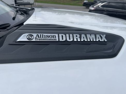 Used 2022 Chevrolet Silverado 3500 High Country w/ Safety Package II AWD/4WD image 18