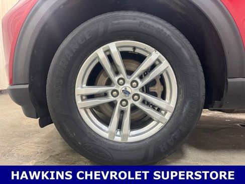 Used 2020 Ford Explorer XLT AWD/4WD image 40