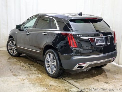 Certified 2025 Cadillac XT5 Premium Luxury image 8