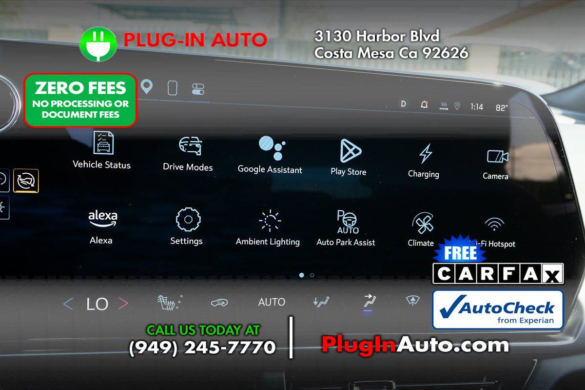 Used 2024 Chevrolet Equinox EV RS FWD image 24