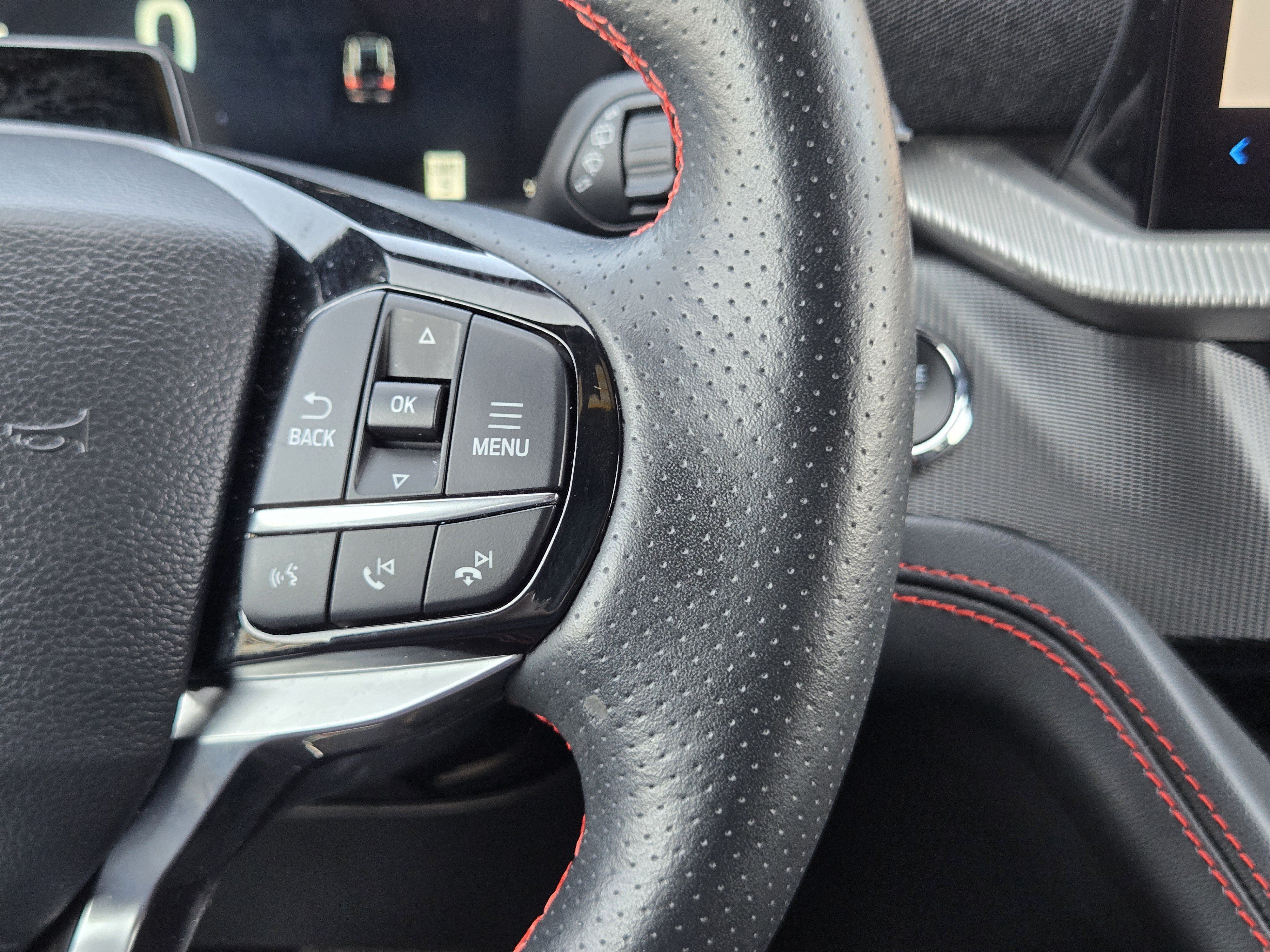 Used 2025 Ford Explorer ST-Line AWD/4WD image 26