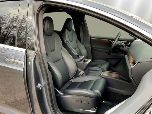 Used 2020 Tesla Model X Long Range image 29