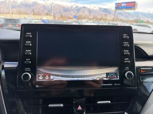 Used 2022 Toyota Camry LE w/ Audio Upgrade Package image 17