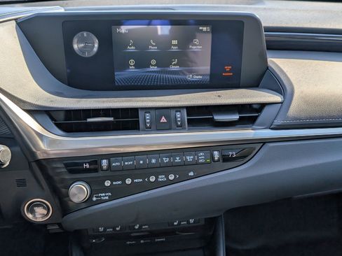 Certified 2021 Lexus ES 250 w/ Premium Package image 27