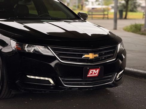 Used 2019 Chevrolet Impala Premier FWD image 9