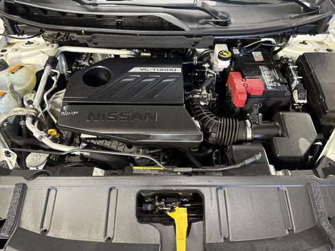 Used 2023 Nissan Rogue S AWD/4WD image 26