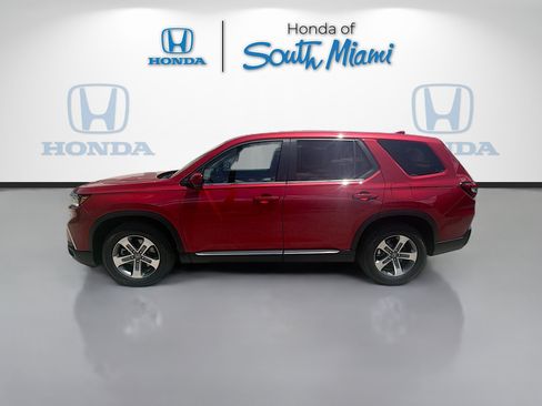 Used 2024 Honda Pilot EX-L image 4