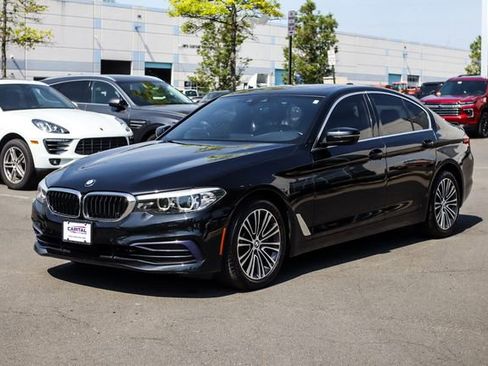 Used 2019 BMW 530i xDrive w/ Convenience Package AWD/4WD image 8