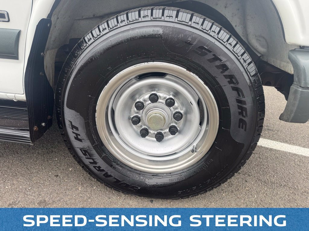 Used 2000 Chevrolet Express 3500 Extended Passenger w/ LS Preferred Equipment Group RWD image 17