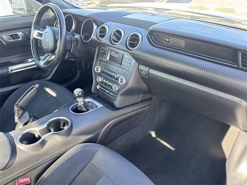 Certified 2020 Ford Mustang Coupe image 24