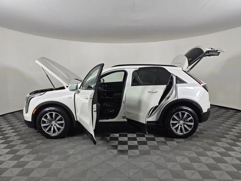 Used 2020 Cadillac XT4 Sport w/ Cold Weather Package image 16