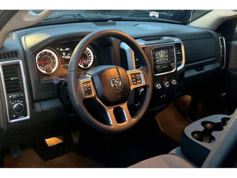 Used 2024 RAM 1500 Classic SLT image 14