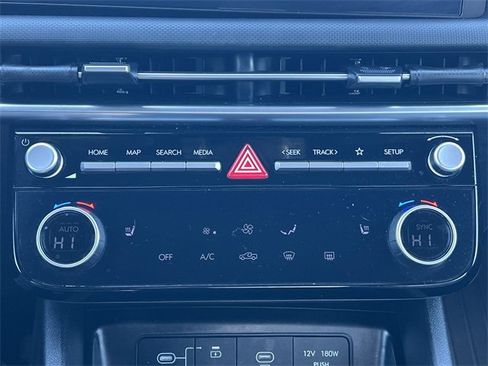 Certified 2025 Hyundai Santa Cruz SEL image 13