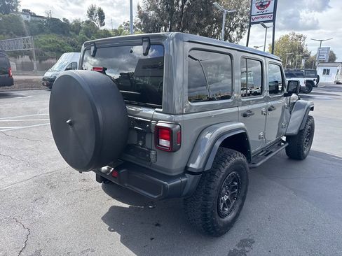 Certified 2021 Jeep Wrangler Unlimited Rubicon w/ Xtreme Recon 35" Tire Package image 10