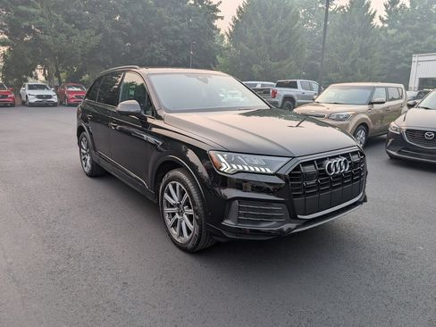 Used 2023 Audi Q7 2.0T Premium Plus AWD/4WD image 2