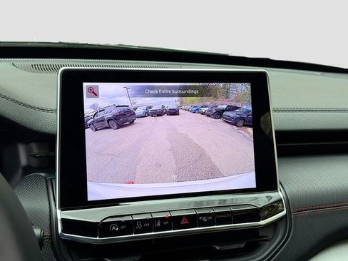 New 2026 Jeep Compass Trailhawk w/ Sun, Sound & Navigation Group AWD/4WD image 15