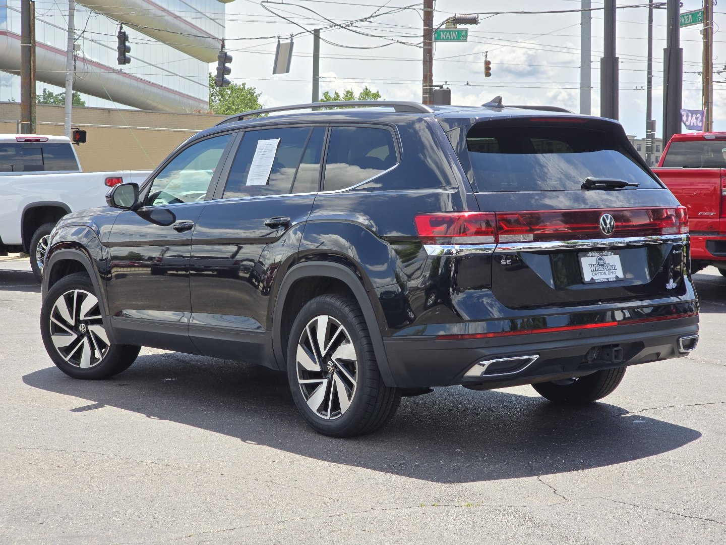 Used 2024 Volkswagen Atlas SE AWD/4WD image 22