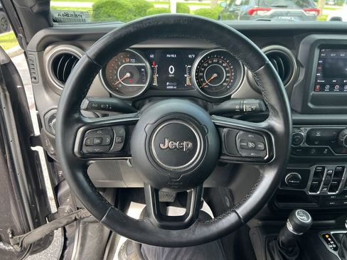 Used 2018 Jeep Wrangler Unlimited Sport S AWD/4WD image 18