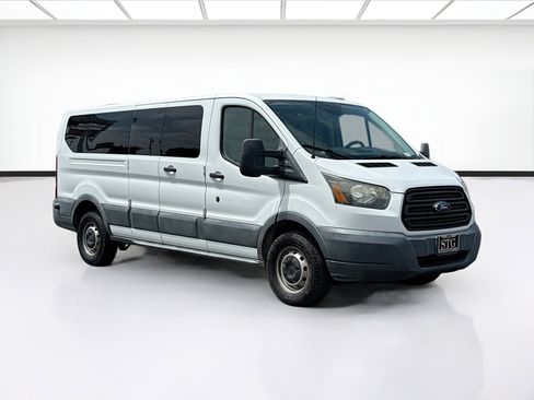 Used 2015 Ford Transit 350 XL image 3