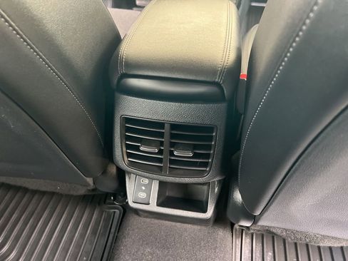 Used 2024 Kia Seltos S AWD/4WD image 18