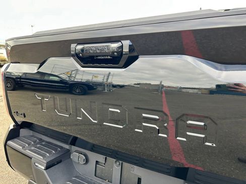 Used 2023 Toyota Tundra Platinum image 32