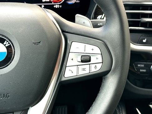 Certified 2025 BMW X4 xDrive30i image 23