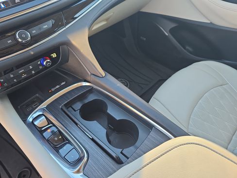 Used 2023 Buick Enclave Avenir FWD image 25