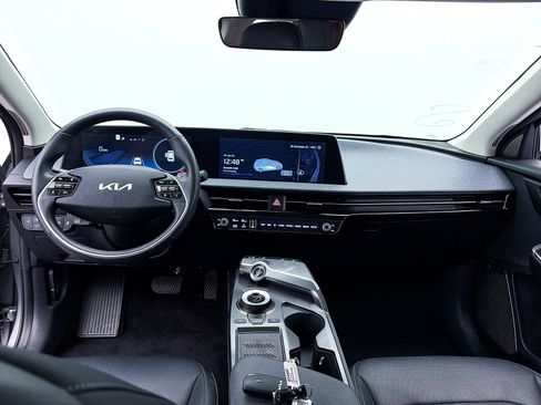 Certified 2024 Kia EV6 Wind RWD image 21