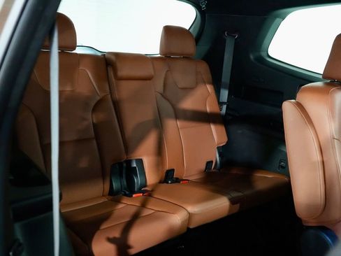 Used 2024 Kia Telluride EX X-Line image 31