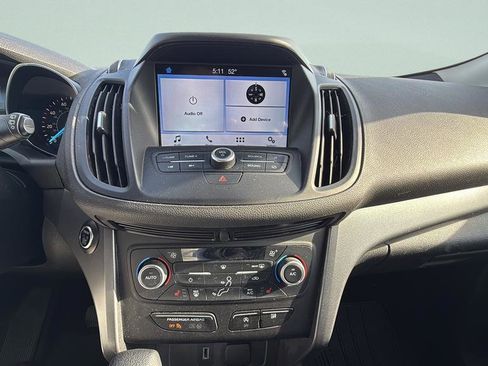 Certified 2019 Ford Escape SE image 10