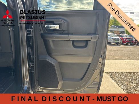 Used 2022 RAM 1500 Classic Warlock w/ Electronics Group AWD/4WD image 36