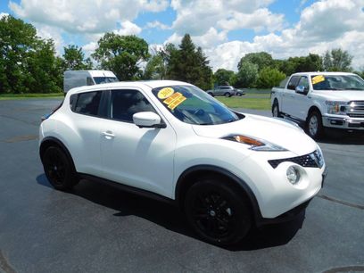 Used 2016 Nissan Juke SV w/ Technology Package
