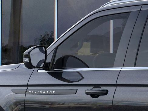 New 2025 Lincoln Navigator L Black Label image 20