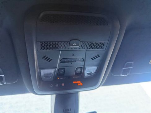 Used 2020 Cadillac XT6 Sport image 23