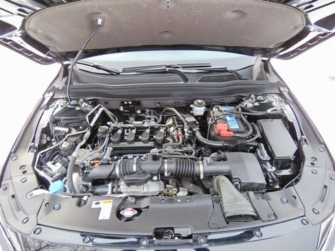 Certified 2022 Honda Accord Sport image 10