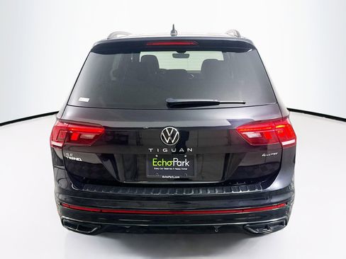 Used 2023 Volkswagen Tiguan SE R-Line image 7
