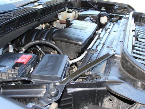 Used 2020 GMC Sierra 1500 SLT AWD/4WD image 33