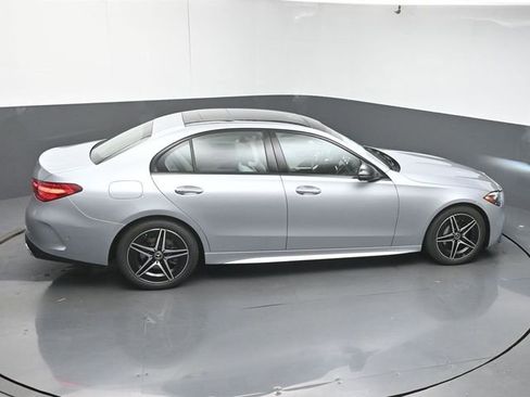 Used 2025 Mercedes-Benz C 300 Sedan image 49