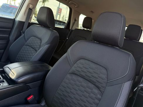 Certified 2024 Nissan Pathfinder S image 15