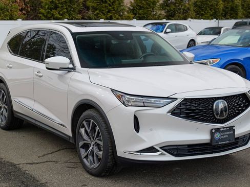 Used 2024 Acura MDX SH-AWD w/ Technology Package image 9