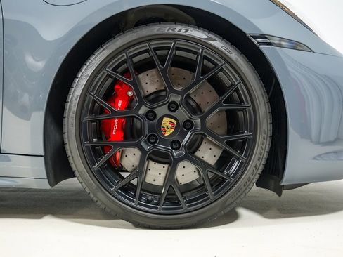 Used 2024 Porsche 911 Targa 4 GTS image 21